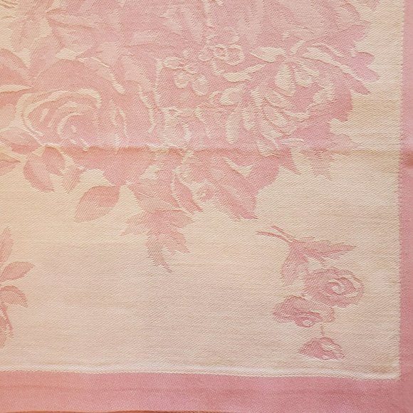 Williams Sonoma Fabric Placemats, set of 2, Pink Roses, Floral - Picture 2 of 5